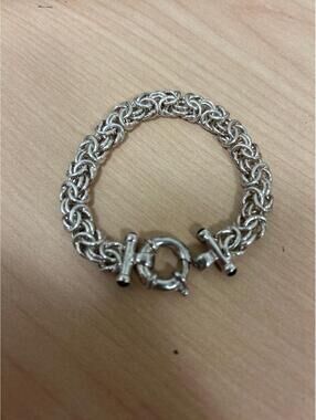 Ross and Simmons Sterling Silver Byzantine Bracelet with Black Onyx. 7